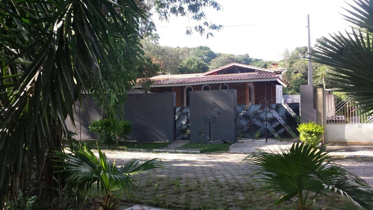 #2040 - Casa para Venda em Atibaia - SP