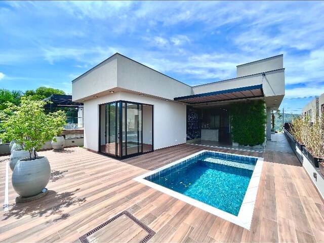 #1699 - Casa para Venda em Bragança Paulista - SP