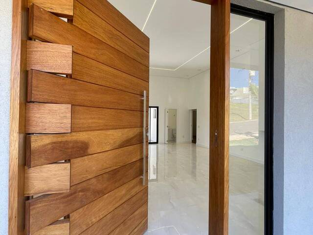 #2032 - Casa em Condomínio para Venda em Bragança Paulista - SP