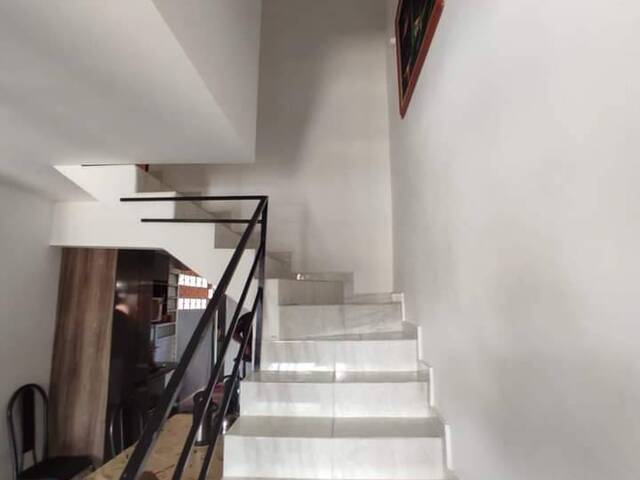 #2052 - Casa para Venda em Bragança Paulista - SP