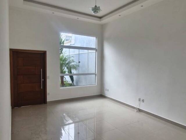 #2090 - Casa em Condomínio para Locação em Bragança Paulista - SP - 3