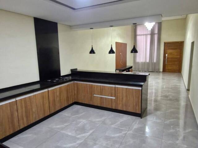 #2092 - Casa em Condomínio para Locação em Bragança Paulista - SP - 1