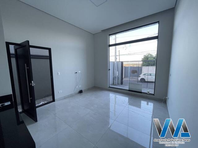 #2099 - Casa para Venda em Atibaia - SP