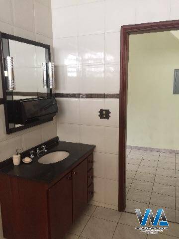 Depósito-Galpão-Armazém à venda com 3 quartos, 300m² - Foto 15