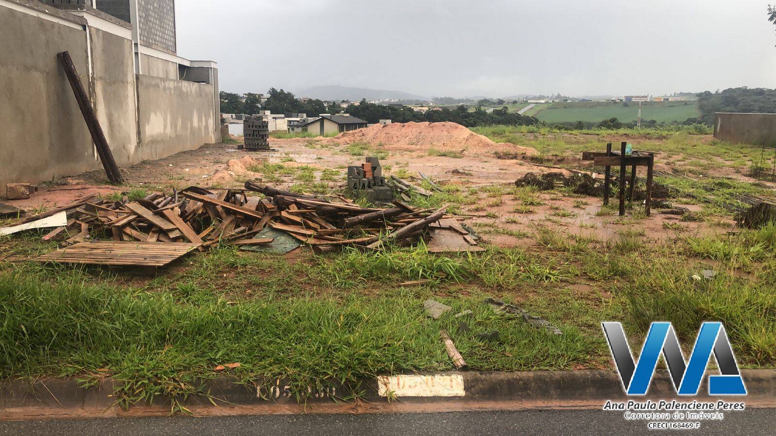 Bragança Paulista terreno aluguel Condomínio Residencial Euroville II