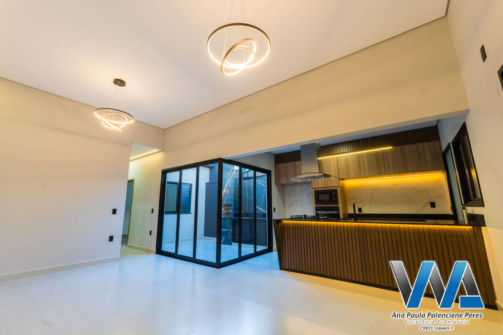 Casa, 3 quartos, 121 m² - Foto 1