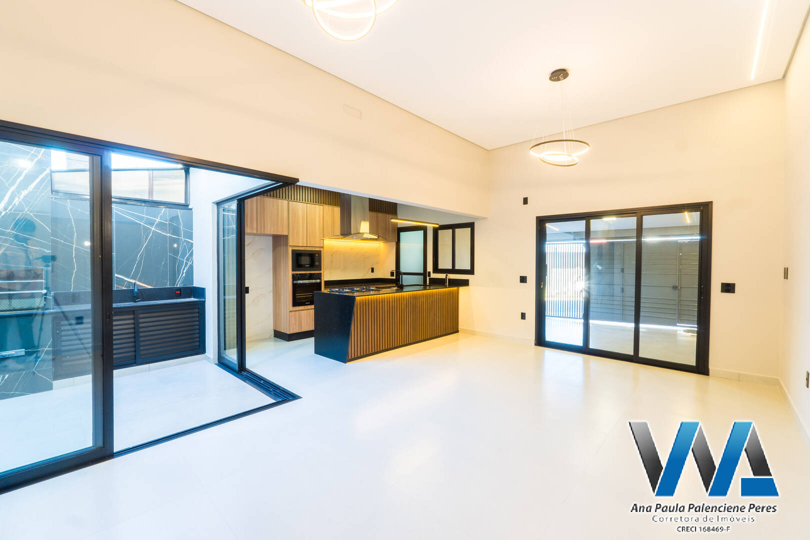 Casa, 3 quartos, 121 m² - Foto 2
